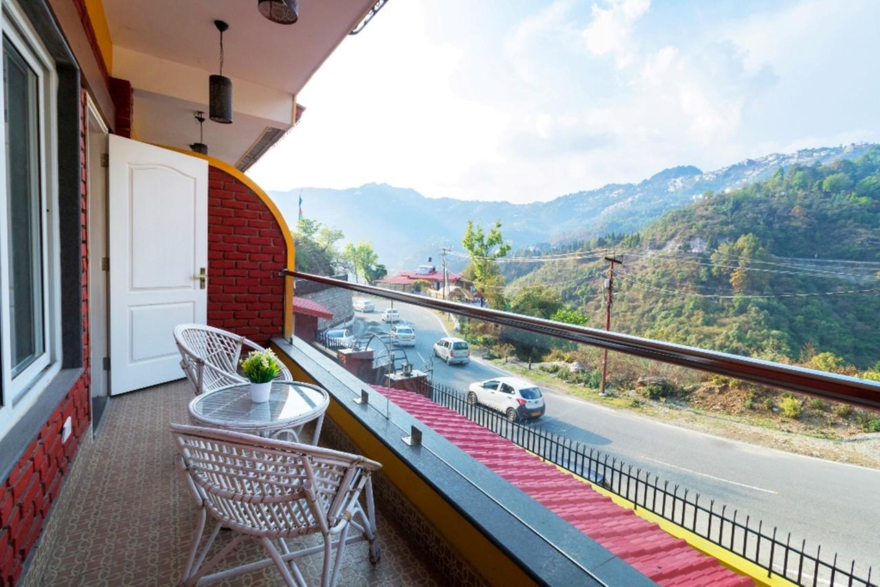 מוסורי Nirvana Lodge And Lounge מראה חיצוני תמונה