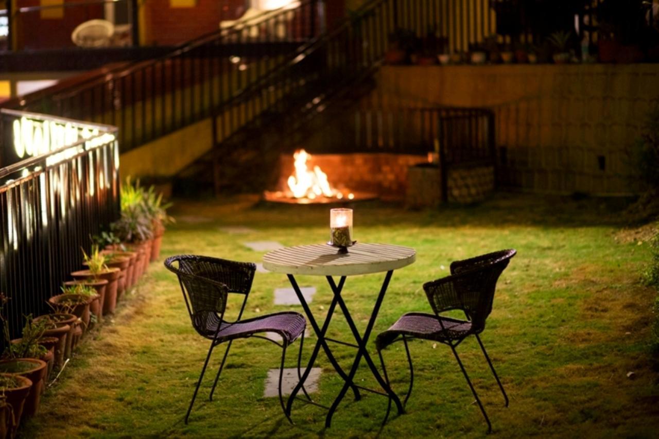 מוסורי Nirvana Lodge And Lounge מראה חיצוני תמונה