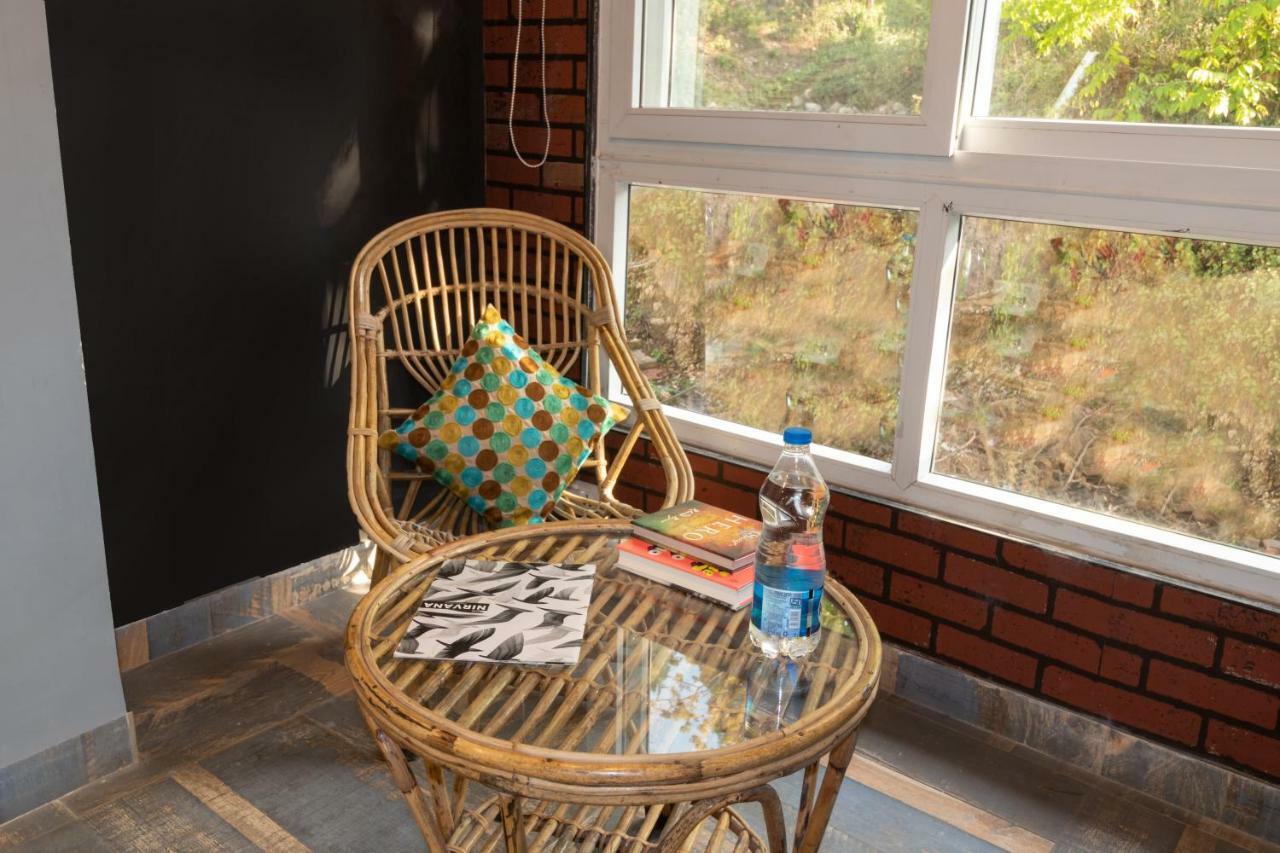 מוסורי Nirvana Lodge And Lounge מראה חיצוני תמונה